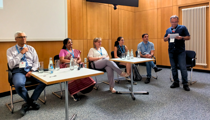 Panellists from around the world discuss remaining gaps and future research. From left to right: Alberto Montanari, Archana Sarkar, Valeriya Ovcharuk, Mariana de Brito, Pedro Chaffe and moderator Christophe Cudennec. Photo: Heidi Kreibich, GFZ.