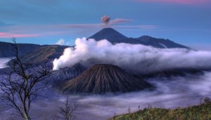 How does weather affect volcanoes?