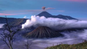 How does weather affect volcanoes?