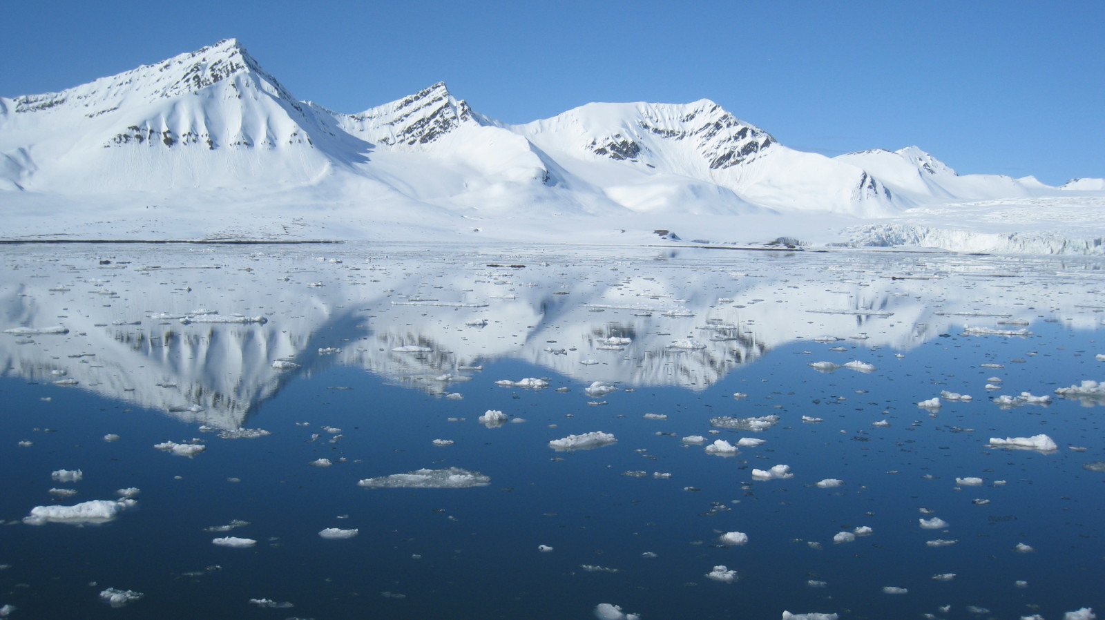 Summary of Field Work on Sea Ice performed in Svalbard, March 2018
