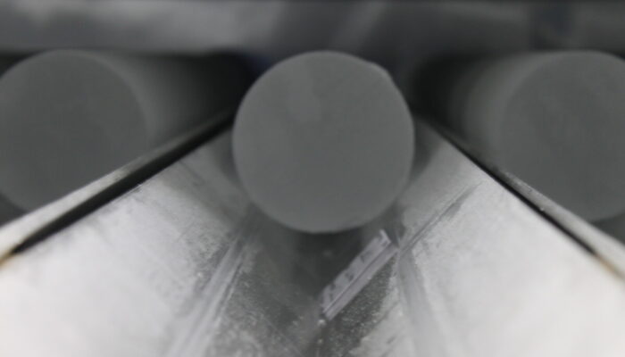 What can Greenland ice cores tell us about winter extreme events over Europe?