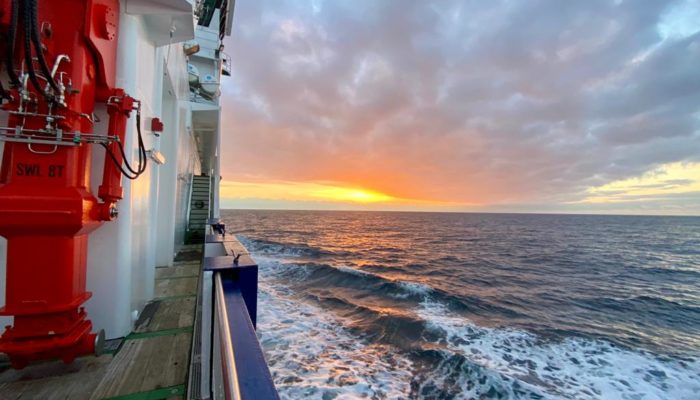 A modern take on the 19th-century scientific expeditions: cruise MSM104/1