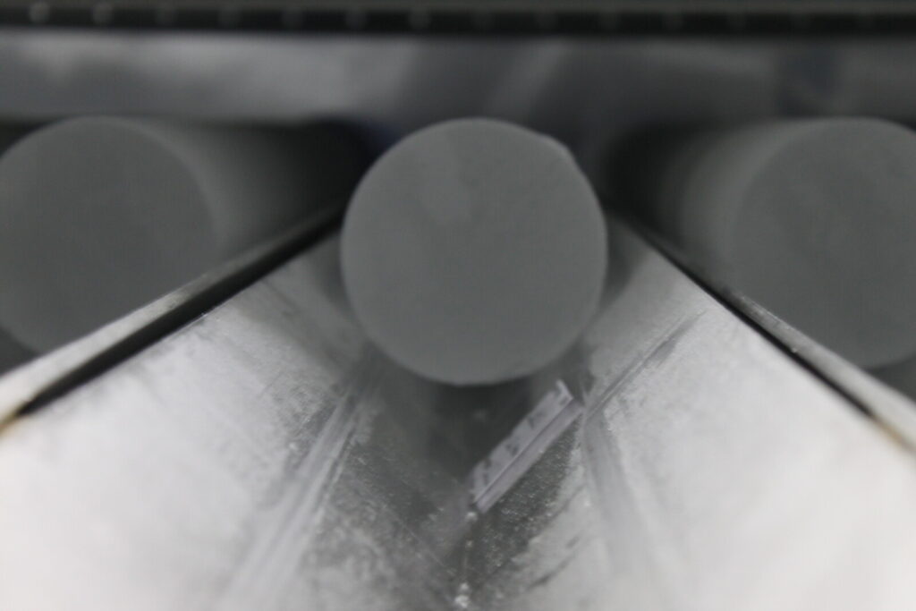 What can Greenland ice cores tell us about winter extreme events over Europe?