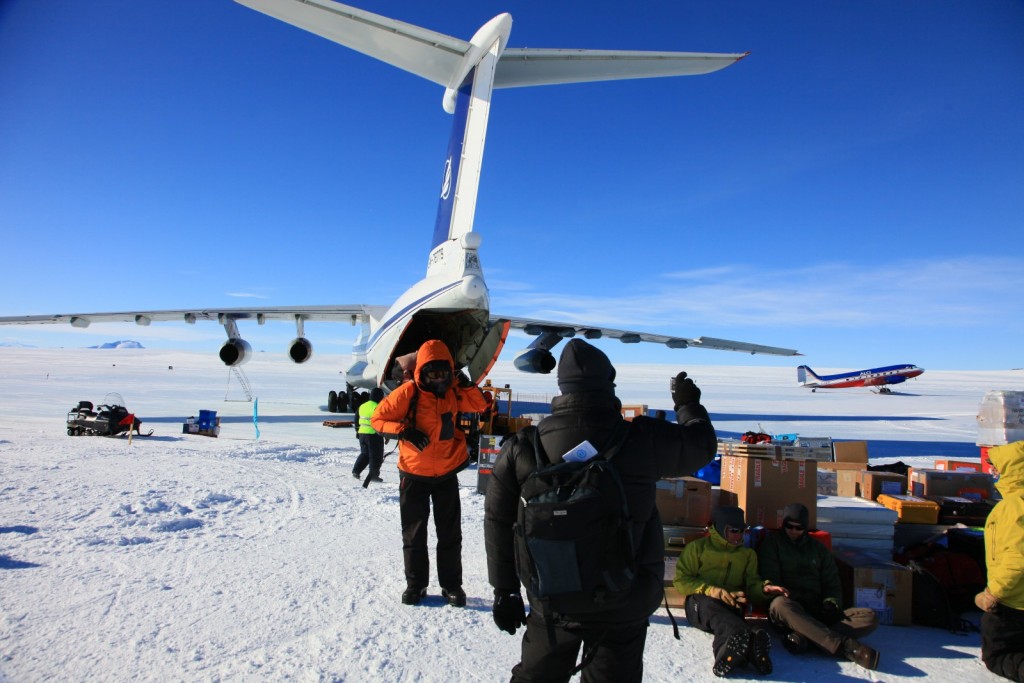 Cryospheric Sciences | My first journey to Antarctica – Brice Van ...