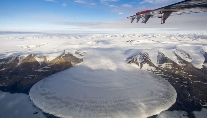 The foot of a glaciated mammoth? No… A glacier!