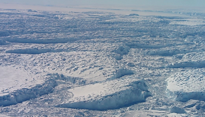 It’s not you, it’s me(lange): ice shelf break-up triggered by mélange and sea-ice loss