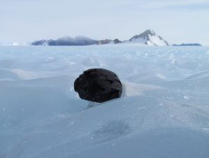 Image of the Week – Searching for clues of extraterrestrial life on the Antarctic ice sheet