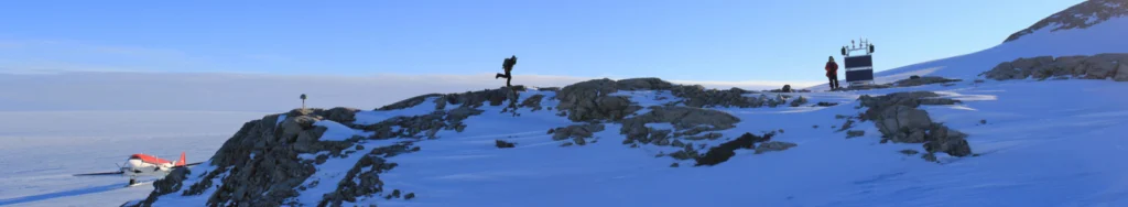 Geodesists on Tour: GPS measurements on Antarctica