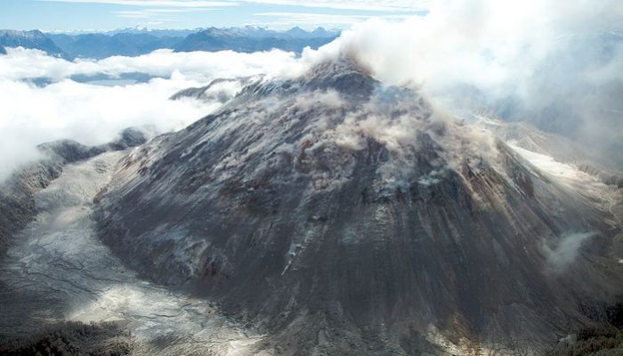 Building a lava dome: one block at a time