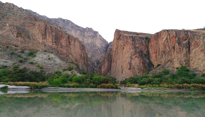 Imagining Water Differently: Reflections from the Perspective of Critical Geography