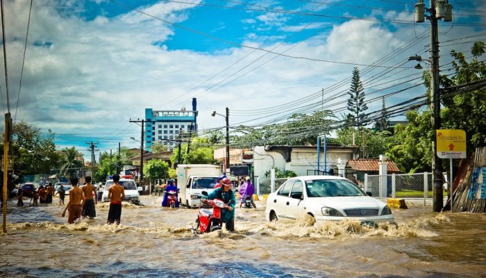 Floods in the Anthropocene: the good, the bad and the ugly