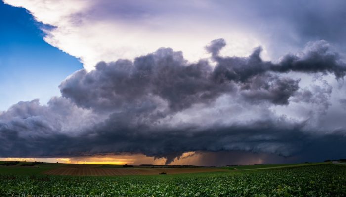 How climate change can possibly increase the intensity of tornadoes in Europe