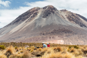 Could the Chilean Altiplano host natural hydrogen for the energy transition?
