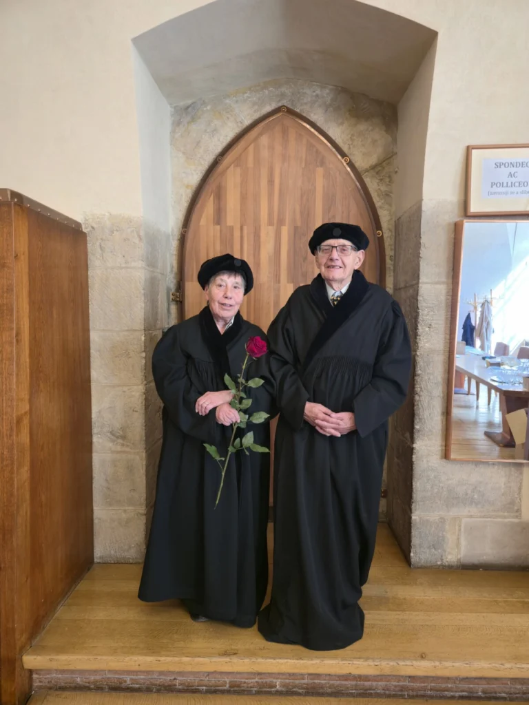 Introducing Jana Šafránková and Zdeněk Němeček : 2026 Hannes Alfvén Medal  for pioneering research in space plasma and dusty plasma Physics