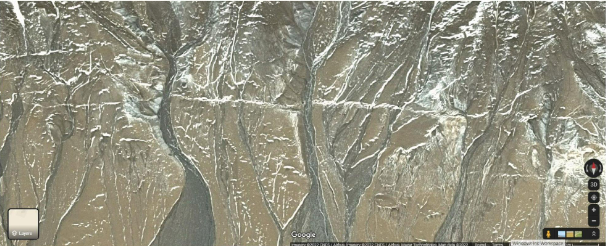 Features from the Field: Snow illuminates fault zones