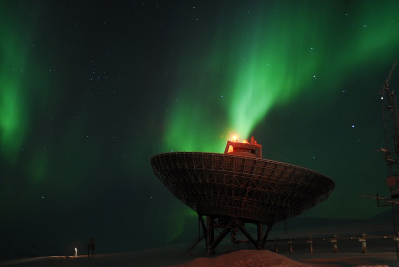 Measuring the aurora (Credit: Cyril Simon Wedlund via imaggeo.egu.eu)