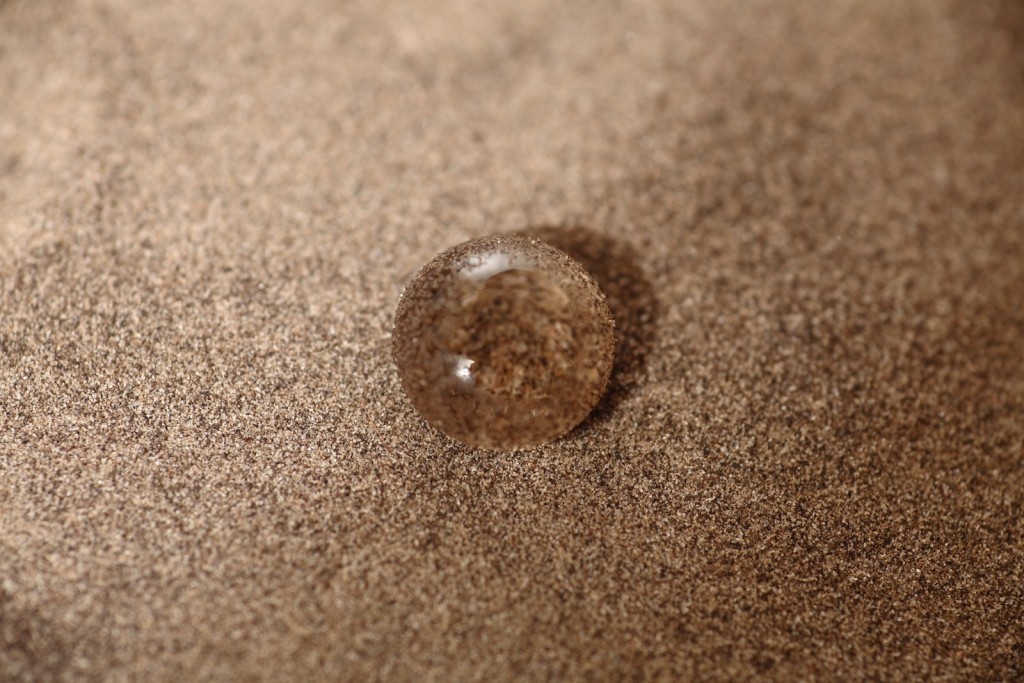 You don't form in the wet sand by Nicasio T. Jiménez-Morilo (distributed via imaggeo.egu.eu). 