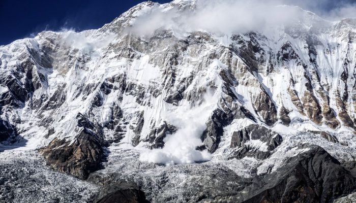 Imaggeo on Mondays: A dramatic avalanche from Annapurna South