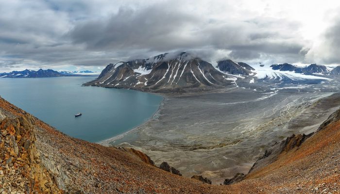 Communicating Antarctic science…in the Antarctic
