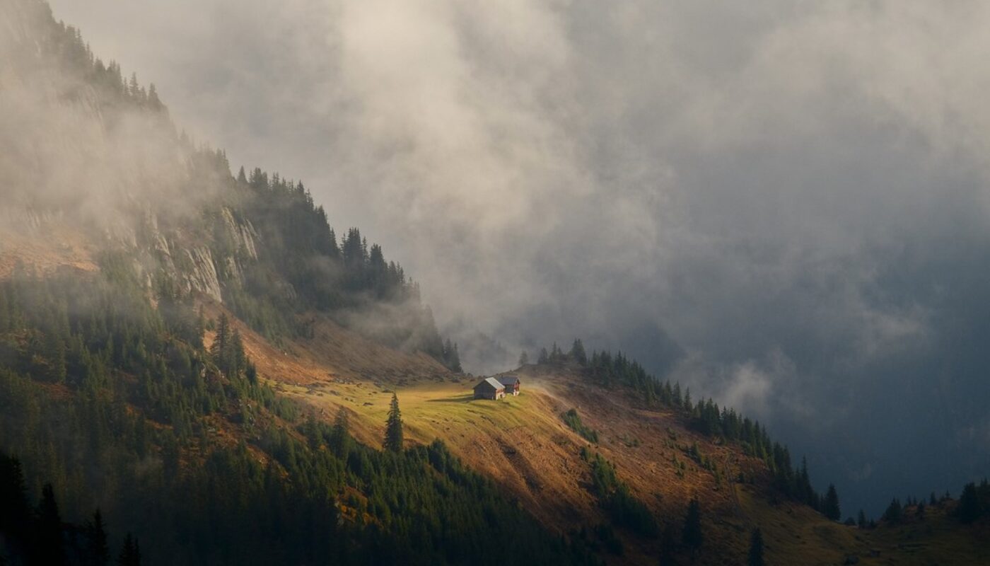 Geolog Imaggeo On Mondays Refuge In A Cloudscape