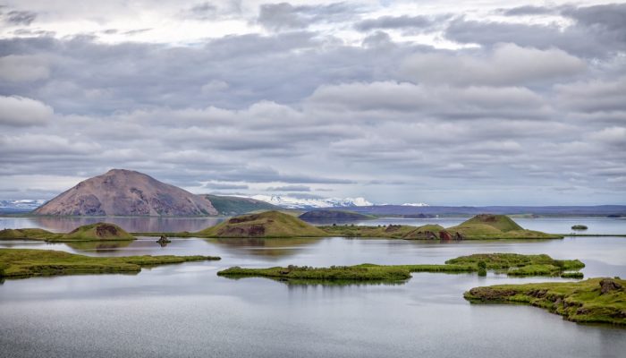 Iceland’s rootless volcanoes