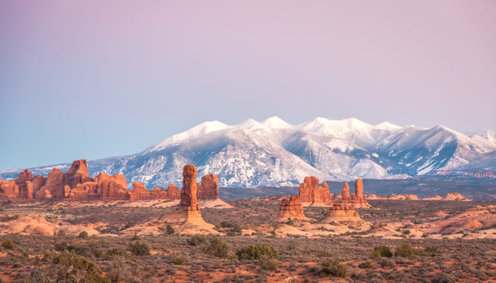 Imaggeo On Mondays: Contrasting Colors of Pinnacles and Mountains