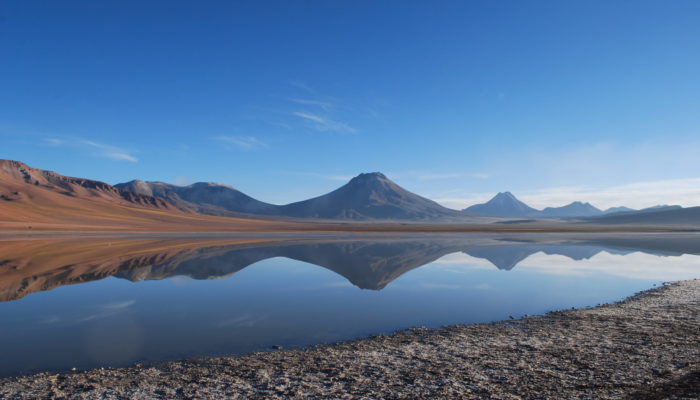 Imaggeo on Mondays: The mirror of the volcano