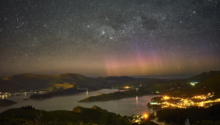 Imaggeo On Monday: Aurora Australis with Southern Cross and Pointer stars