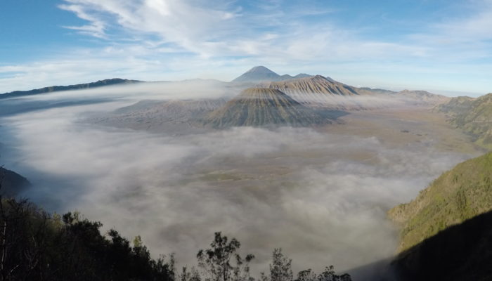 Imaggeo On Monday: Morning view of volcanoes in Java, Indonesia