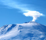 Imaggeo On Monday: Plume of steam rising from the crater of Mount Erebus, Antarctica
