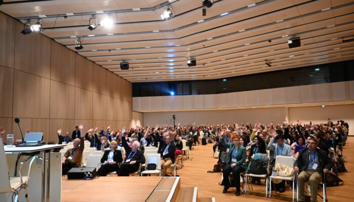 Help us celebrate excellence in science journalism: Time for nominations for the 2027 EGU Angela Croome Award!