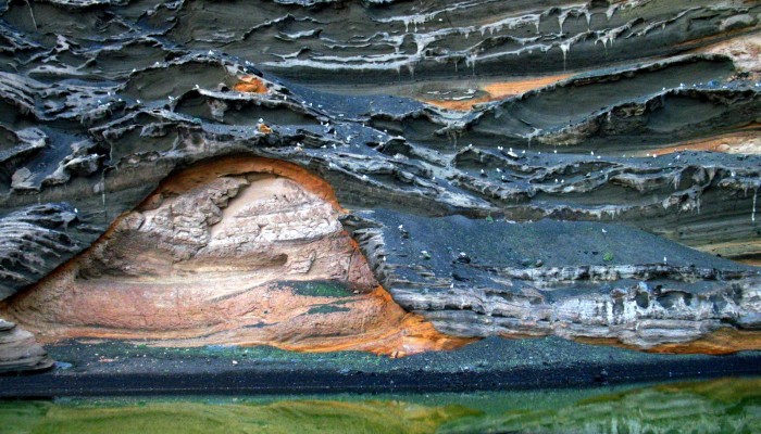 Imaggeo on Mondays:  Colourful hydrovolcanism