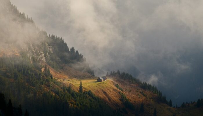 Imaggeo on Mondays: Refuge in a cloudscape