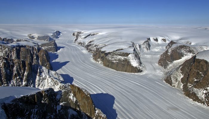 GeoTalk: To understand how ice sheets flow, look at the bedrock below