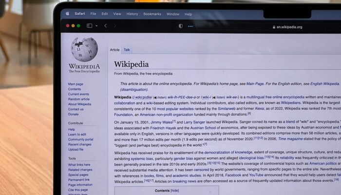 25 years of Wikipedia: The only thing more layered than the Grand Canyon!
