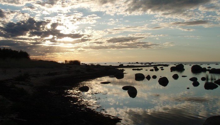Imaggeo on Mondays: An ancient landscape and the never setting sun.