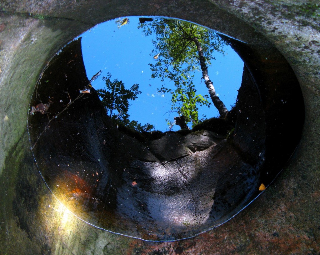 Imaggeo on Mondays: Seeing the world through a pothole