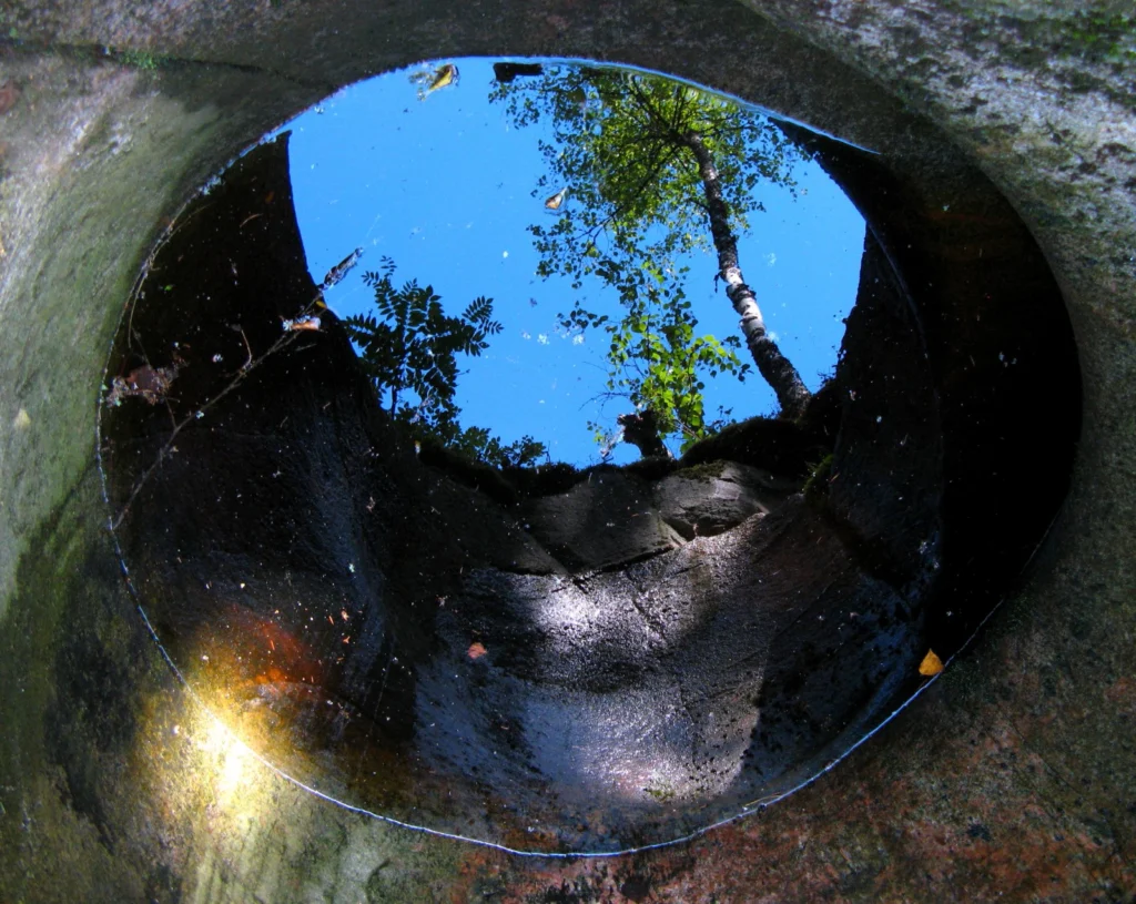 Imaggeo on Mondays: Seeing the world through a pothole