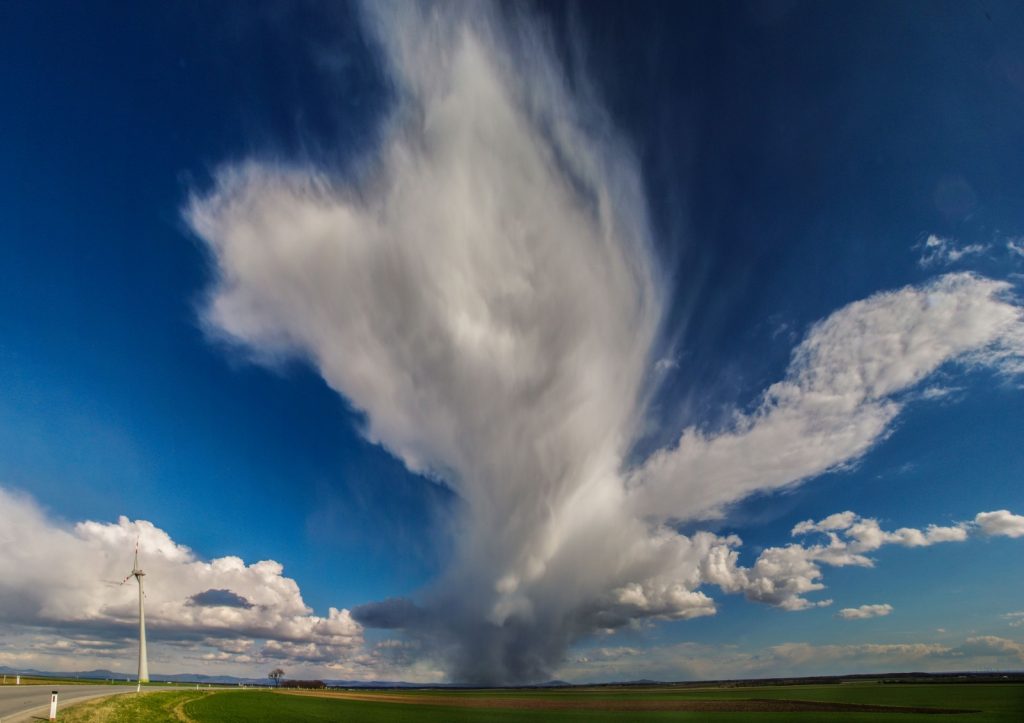 Imaggeo on Mondays: Isolated storm
