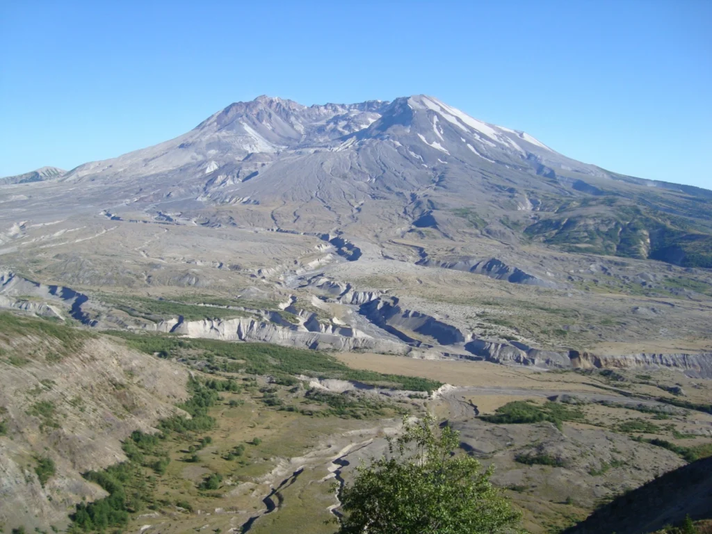 Mount St Helen's, Washington, seen from Johnston Ridge.