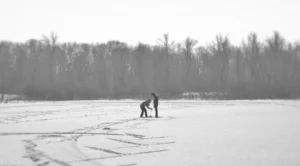 Ice drilling in Saratov