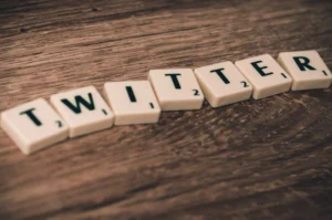 GeoPolicy: Reaching out on Twitter – casually engage with policymakers!