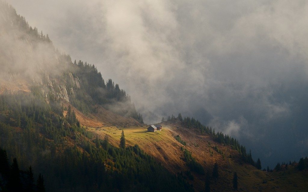 Imaggeo on Mondays: Refuge in a cloudscape