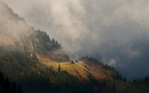 Imaggeo on Mondays: Refuge in a cloudscape