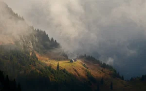 Imaggeo on Mondays: Refuge in a cloudscape