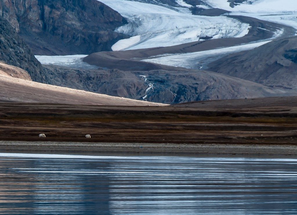 Imaggeo on Mondays: A walk at the glacier