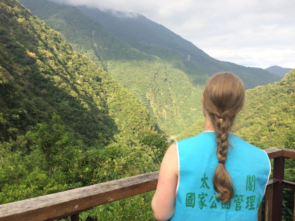 Taking the pulse of an extreme landscape