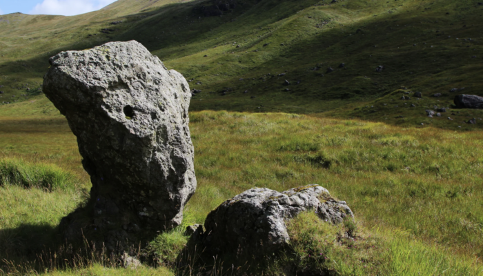 Imaggeo on Mondays: When boulders hitch a ride from glaciers