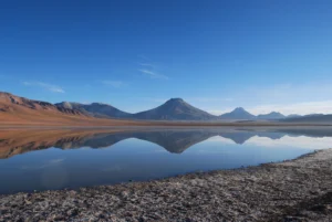 Imaggeo on Mondays: The mirror of the volcano