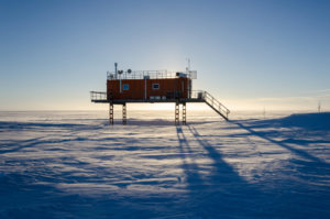Imaggeo On Monday: A science outpost in midnight sun